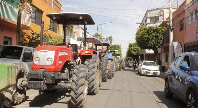 Agricultores de Guanajuato protestan contra la CFE