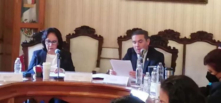 Navarro Saldaña reconoce rubros donde falta atención