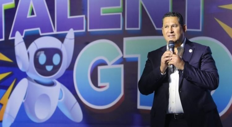Reconoce Gobernador Talento Juvenil