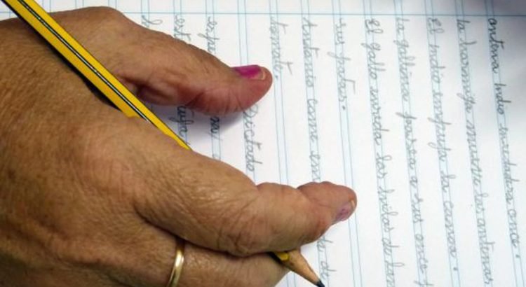 Logra el Estado primer lugar en atención al analfabetismo y rezago educativo