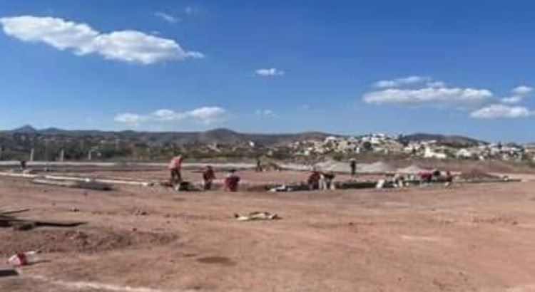 Construyen nuevo campo de béisbol en Guanajuato