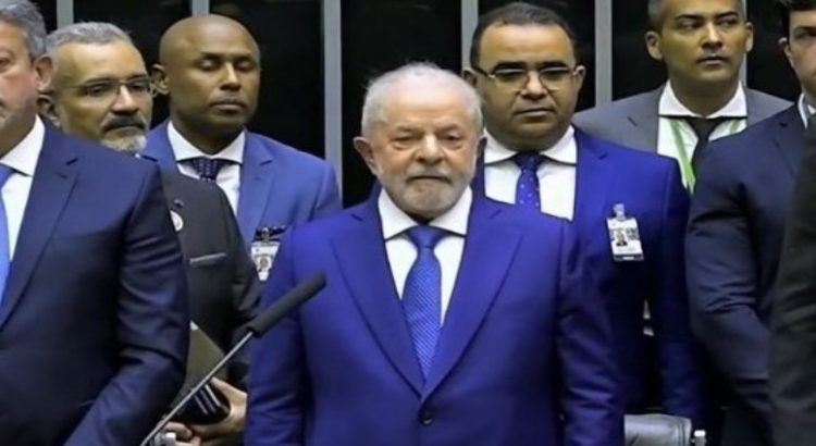 Lula da Silva asume como presidente de Brasil