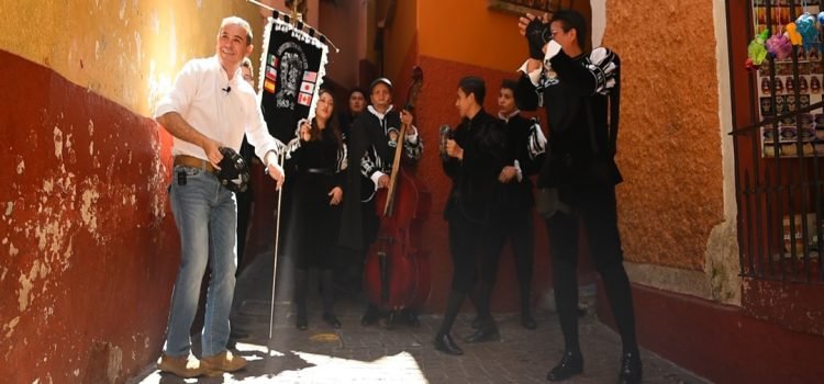 Celebran en la capital Festival Nacional de Tunas y Estudiantinas