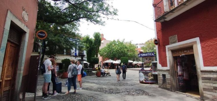 Turismo en la capital continua a la baja