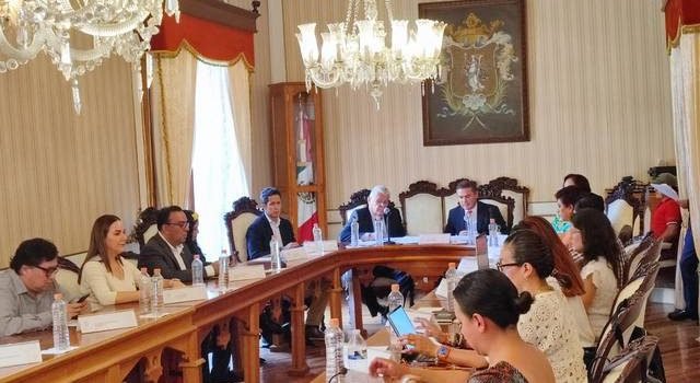 Anuncian cambios en la administración de la capital