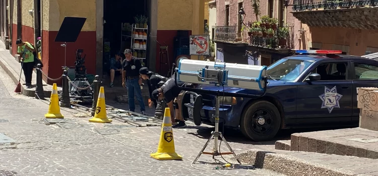 Anuncian cierres viales por filmación de película en la capital