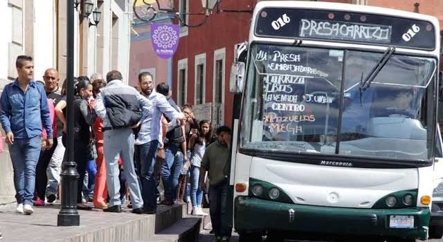 Concesionarios en la capital piden tarifa de 16 pesos