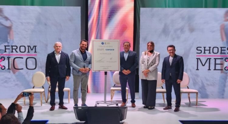 Firman convenio a favor de la exportación de calzado en el estado