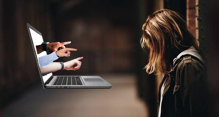 Ciberacoso y sexting inundan las redes sociales en Guanajuato