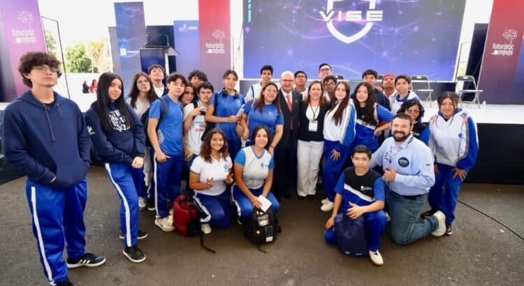 Estudiantes de Guanajuato demuestran sus talentos dentro la Feria Hannover Messe Estudiantes de Guanajuato demuestran sus talentos dentro la Feria Hannover Messe