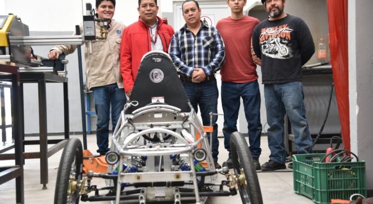 Estudiantes de Guanajuato construyen auto eléctrico