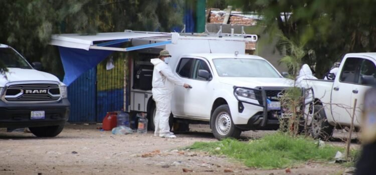 Hallan 17 cuerpos en fosa clandestina de Irapuato, Guanajuato