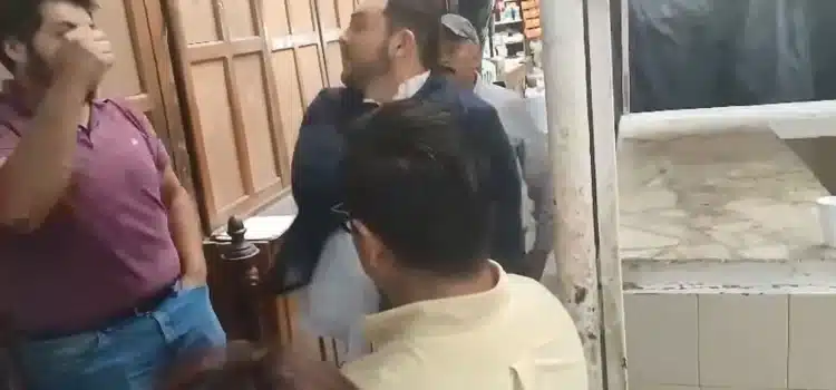 Suspenden a funcionario de Guanajuato por agredir a comerciante