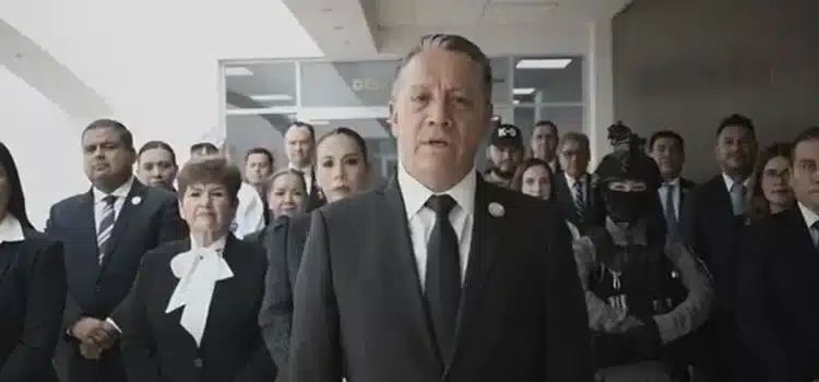 Dan marcha atrás a privilegios para mandos y directivos en Fiscalía de Guanajuato Dan marcha atrás a privilegios para mandos y directivos en Fiscalía de Guanajuato