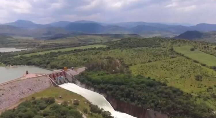 Descarta gobernadora de Guanajuato suspensión del acueducto pese a amparos ciudadanos