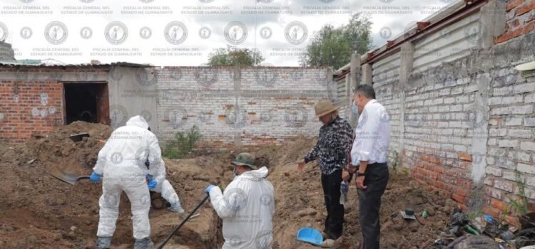 Fiscalía de Guanajuato localiza 32 cuerpos en fosa clandestina de Irapuato