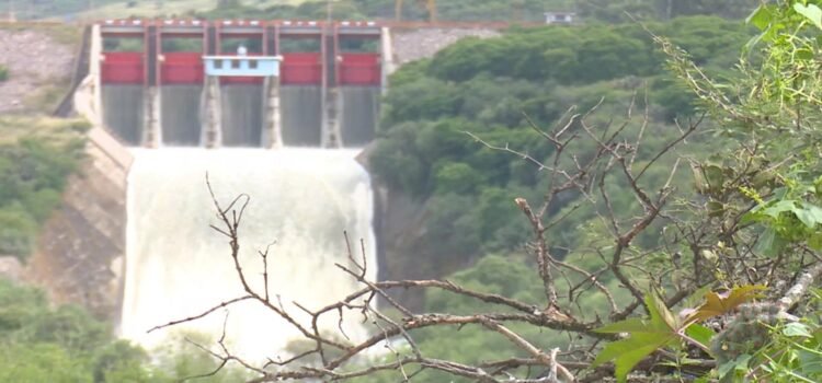 Alistan acueducto Solís-León; Chapala alerta por riesgo de perder suministro