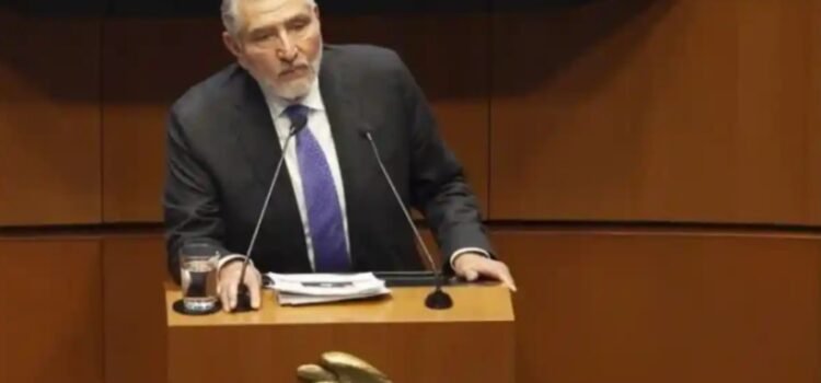 Presentan ante la FGR 37 denuncias en contra de Adán Augusto López