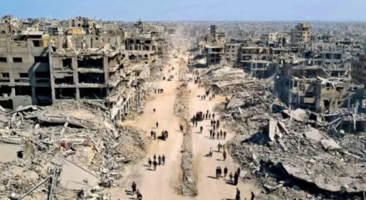 Miles de desplazados regresan a Gaza
