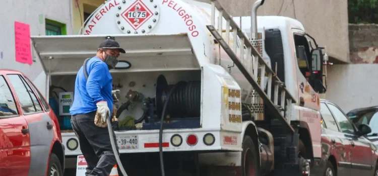 Pemex garantiza abasto de gas LP en estados del centro del país