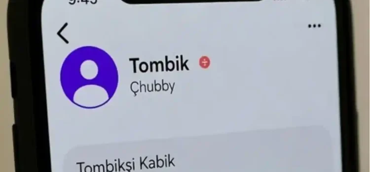 Tendrá que indemnizar a su ex por guardarla como “gordita” en el celular