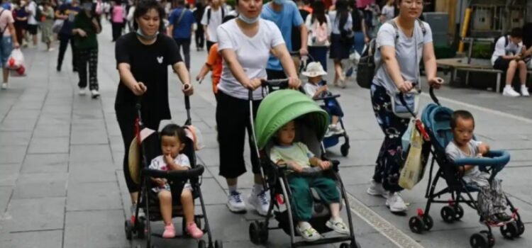 Aplicará China impuesto del 13% a anticonceptivos