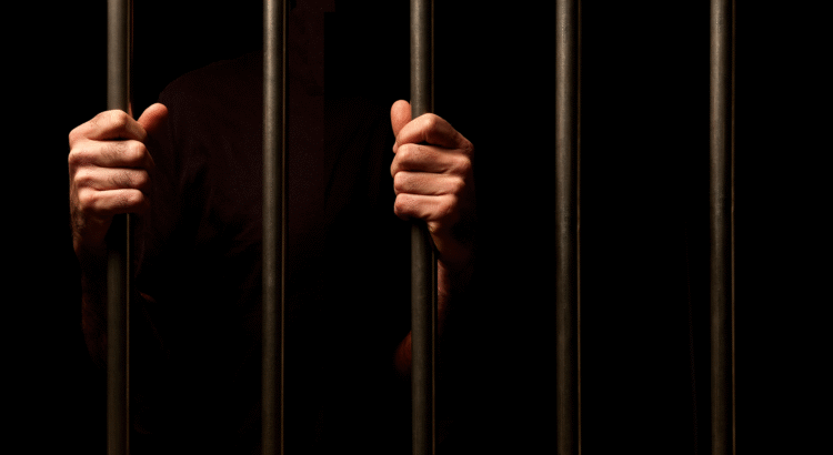 Dictan prisión preventiva a colaborador de García Luna por desvío de 5 mil mdp